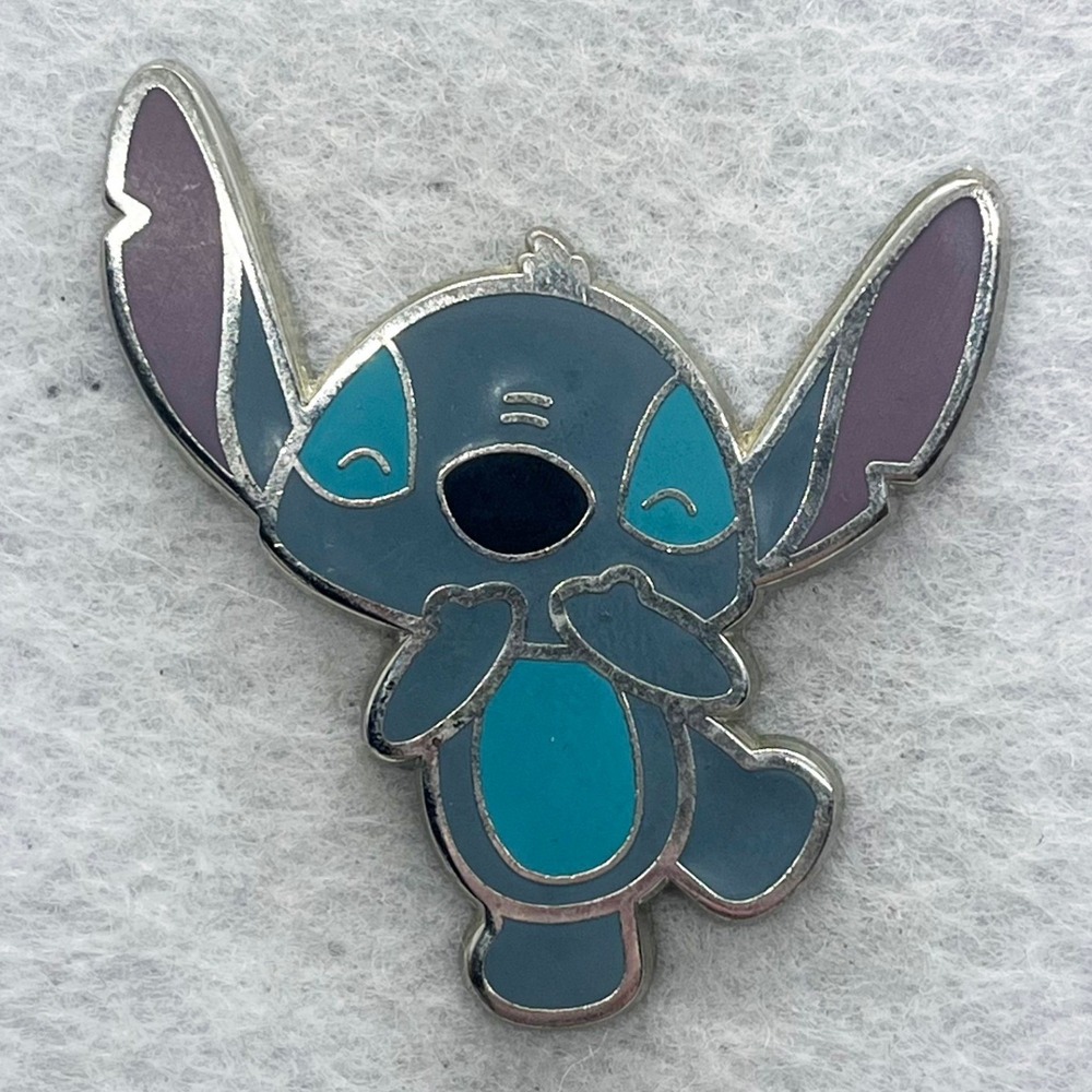 🔮 5/$25 Disney Lilo And Stitch Cutie Stitch Laughing Pin‎